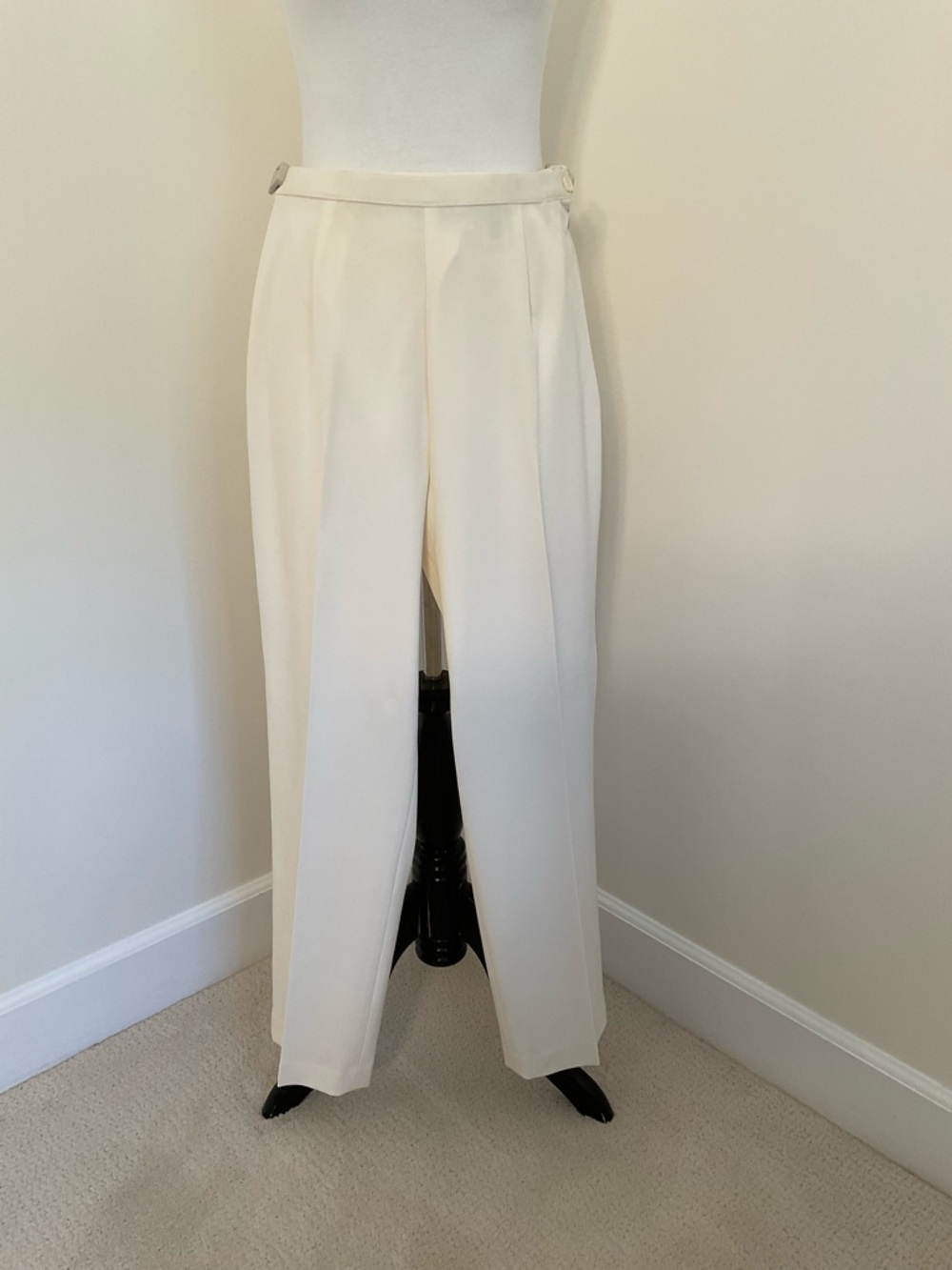 Draper's & Damon's Cream Bi-Stretch Petite Pants